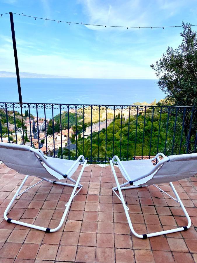 Casa Dei Sogni Taormina Bed & Breakfast Екстериор снимка