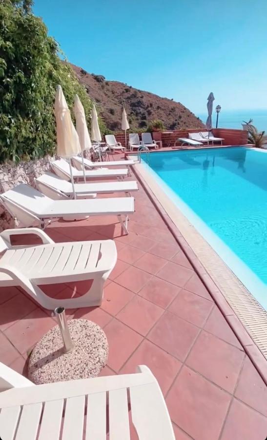 Casa Dei Sogni Taormina Bed & Breakfast Екстериор снимка