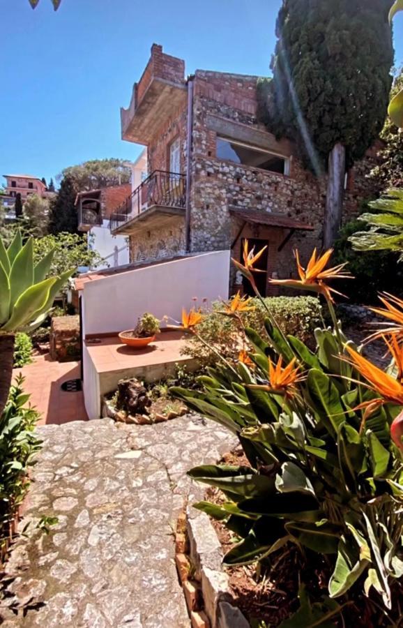 Casa Dei Sogni Taormina Bed & Breakfast Екстериор снимка