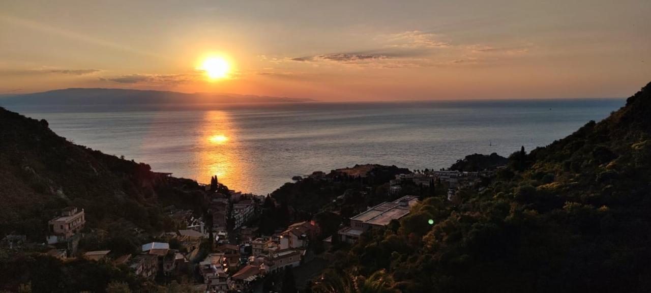 Casa Dei Sogni Taormina Bed & Breakfast Екстериор снимка