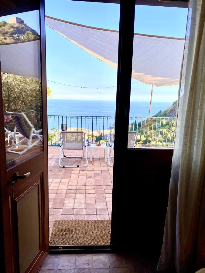 Casa Dei Sogni Taormina Bed & Breakfast Екстериор снимка