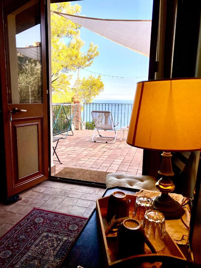 Casa Dei Sogni Taormina Bed & Breakfast Екстериор снимка