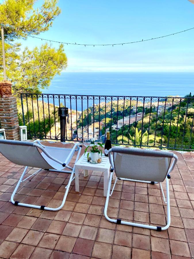 Casa Dei Sogni Taormina Bed & Breakfast Екстериор снимка