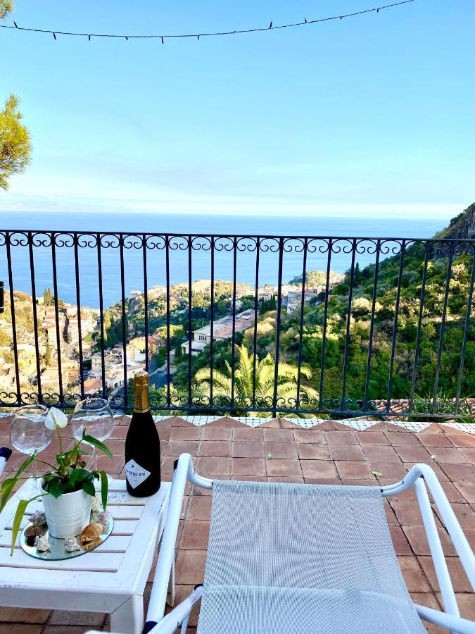 Casa Dei Sogni Taormina Bed & Breakfast Екстериор снимка