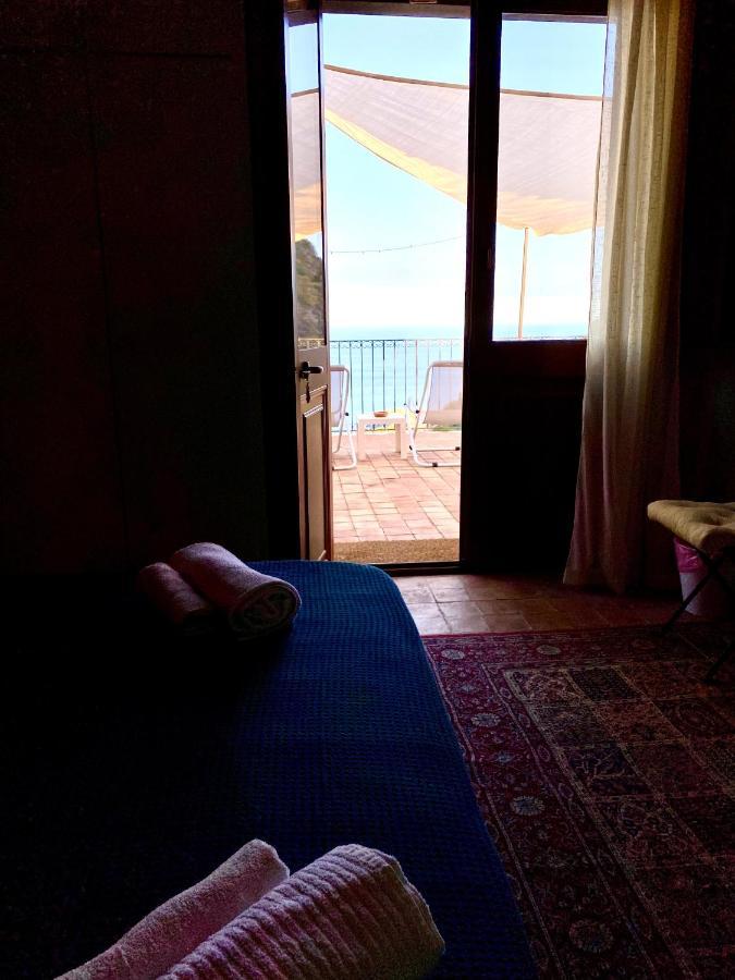 Casa Dei Sogni Taormina Bed & Breakfast Екстериор снимка