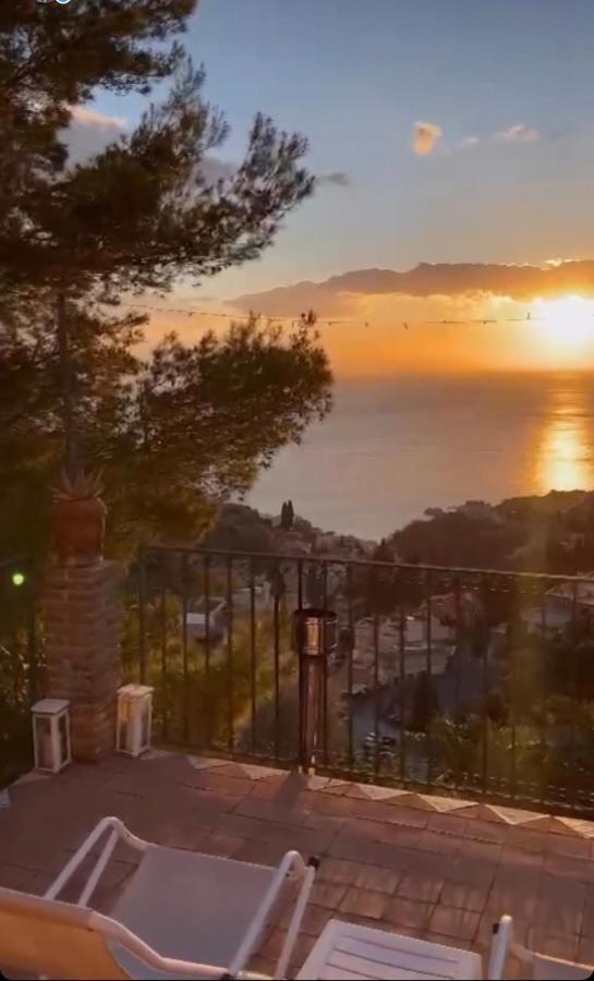 Casa Dei Sogni Taormina Bed & Breakfast Екстериор снимка